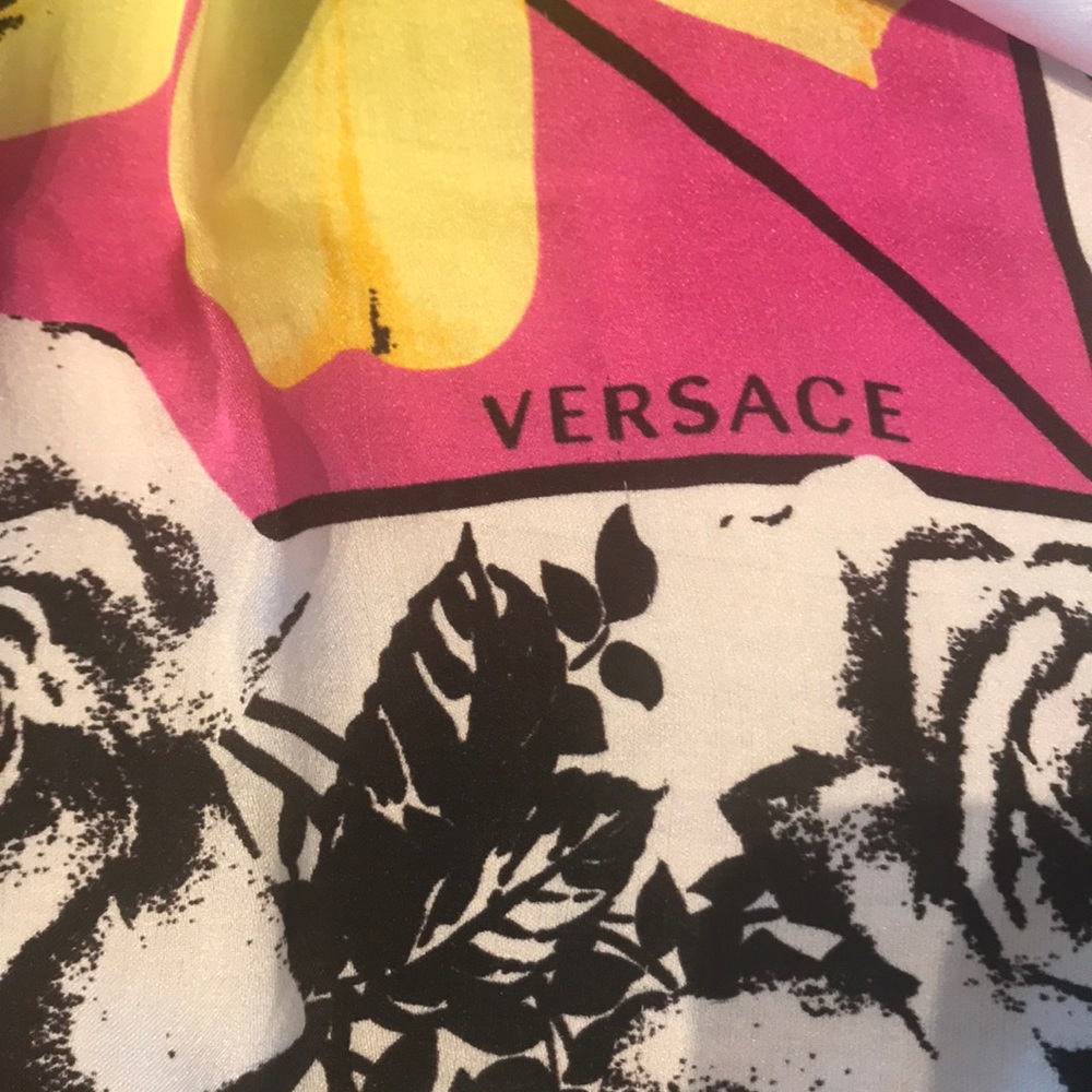 Gorgeous Large Floral Versace silk scarf